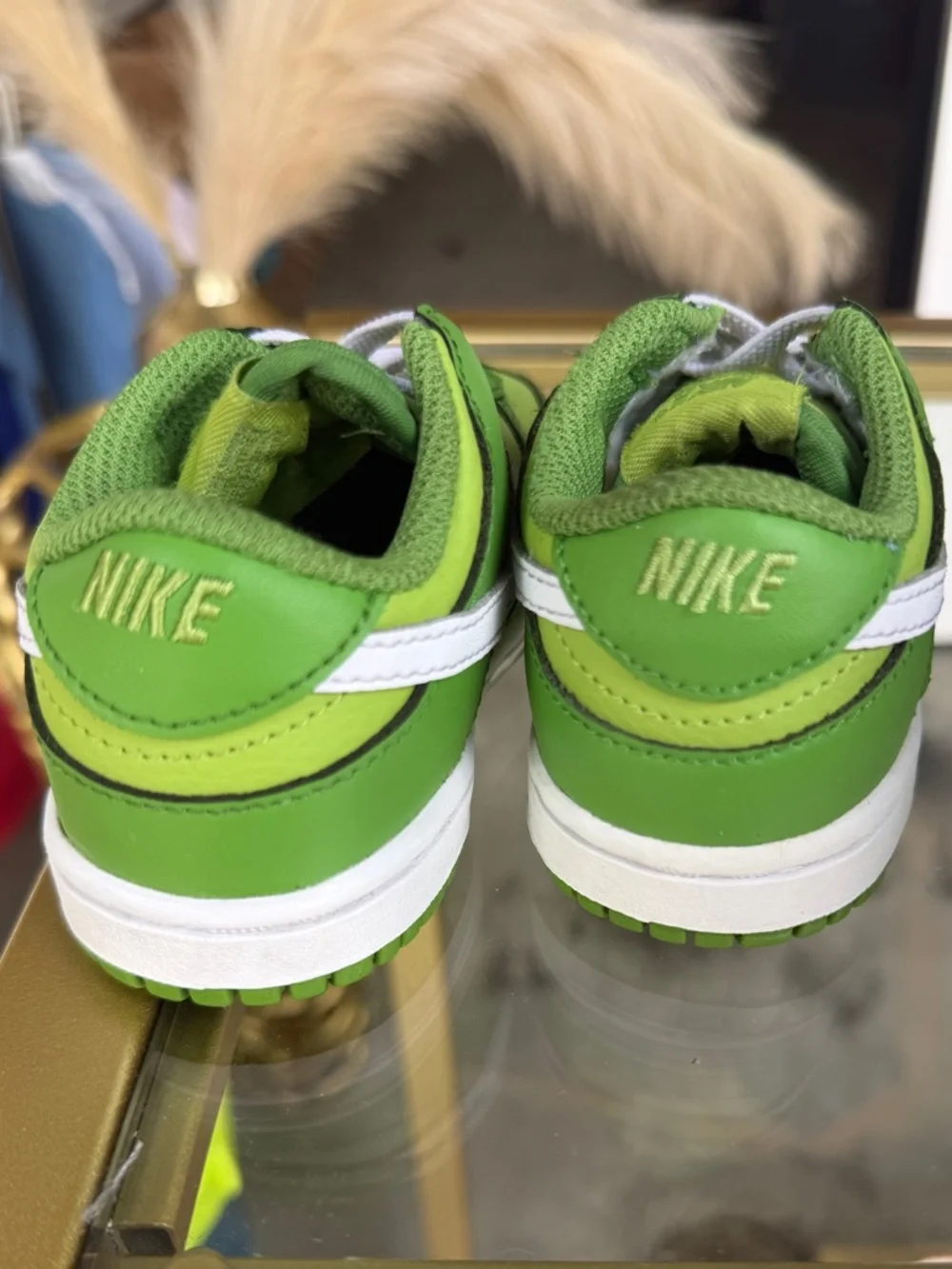 Boys 7C Nike Dunk Low “Green Bean” Green and White - Picture 4 of 5
